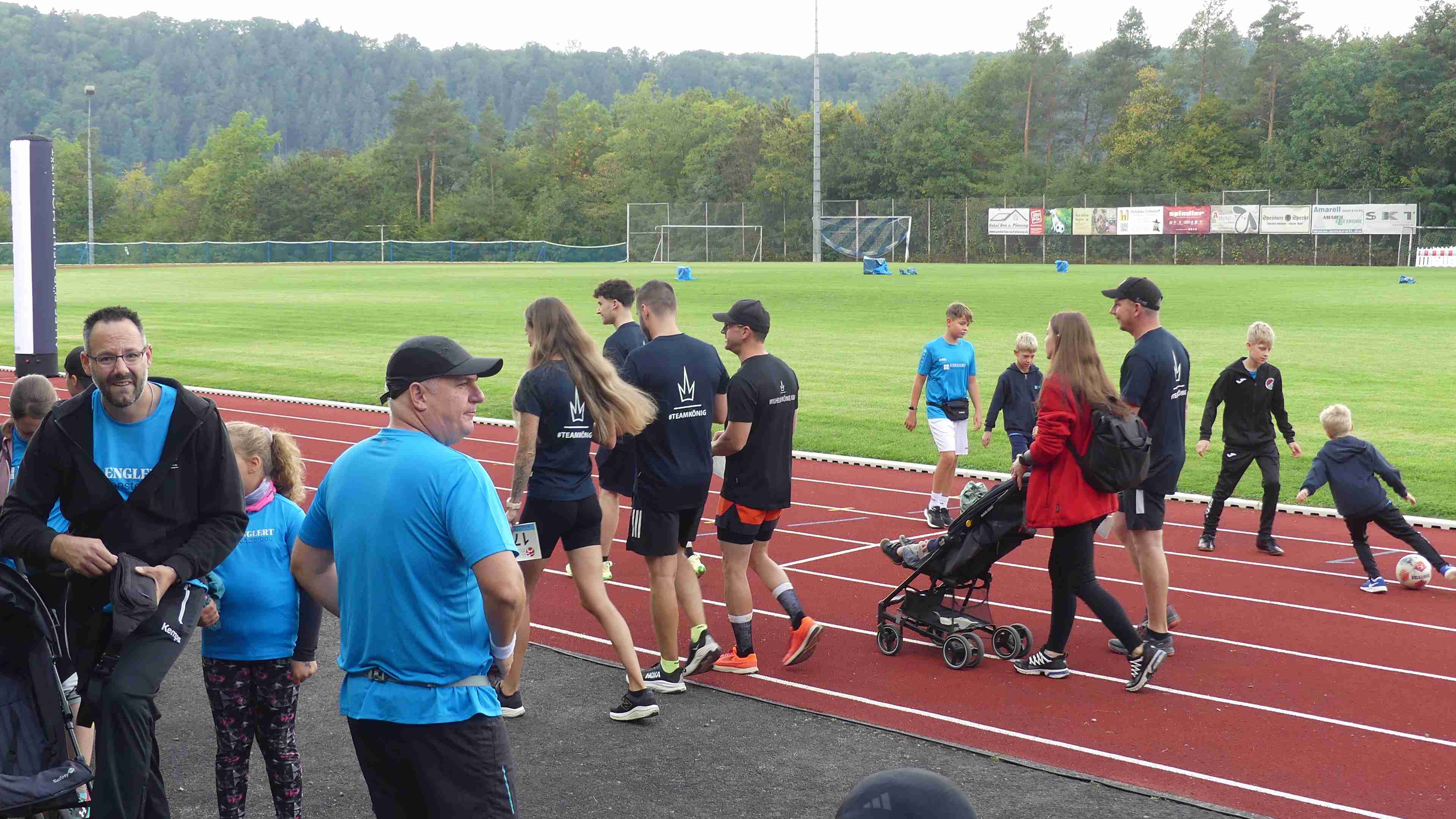 Bild vom 15. Benefizlauf im Jahr 2025. Dies ist das 5. Bild.